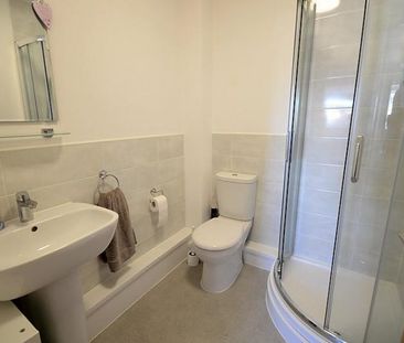 2 Bedroom Apartment To Let - Photo 5