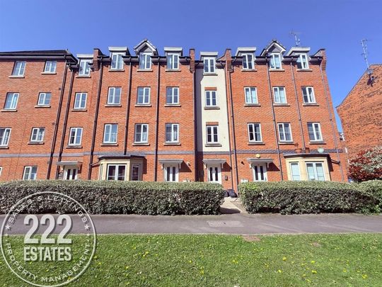 Rylands Drive - Warrington - WA2 - Photo 1