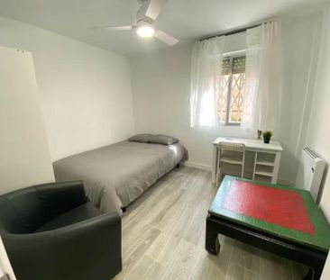 Calle de Arechavaleta, Madrid, Community of Madrid 28041 - Photo 6