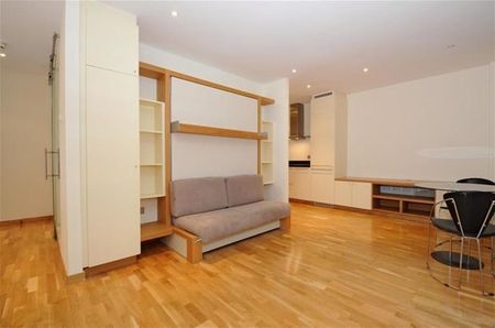 Studio Flat, Hosier Lane, EC1A - Photo 2