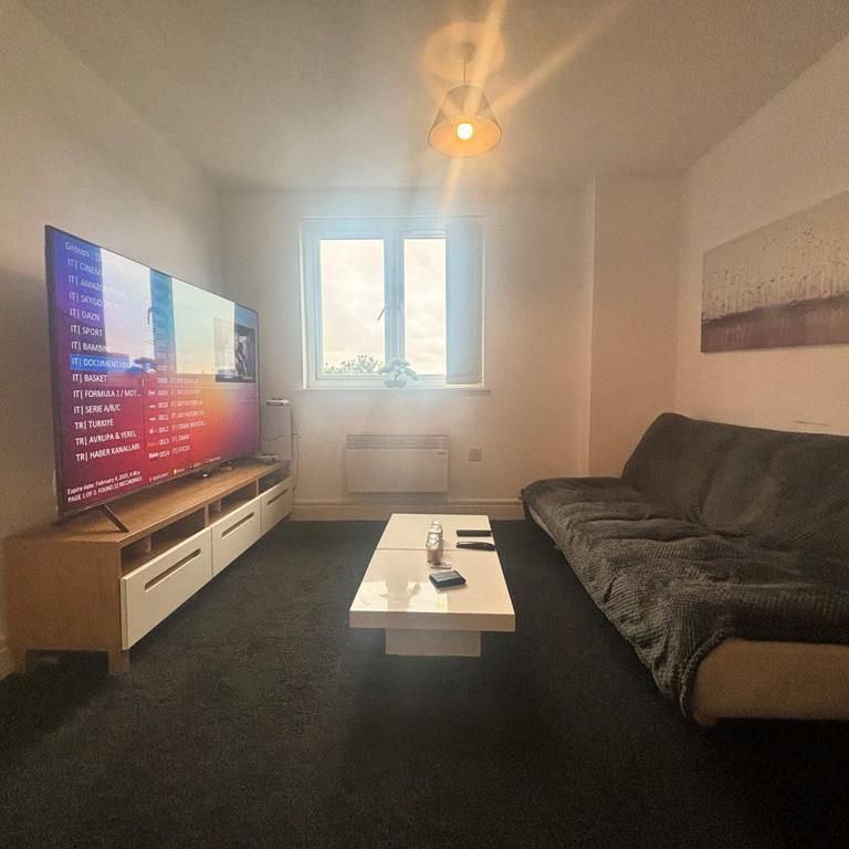 Studio to rent - Photo 1