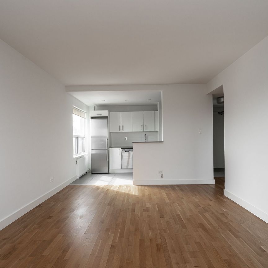 111 Lawton Boulevard - Photo 1