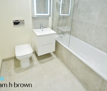 Purfleet Road, South Ockendon, Aveley - Photo 6