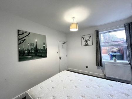 Sydney Street, Boston, Property for rent - Photo 2