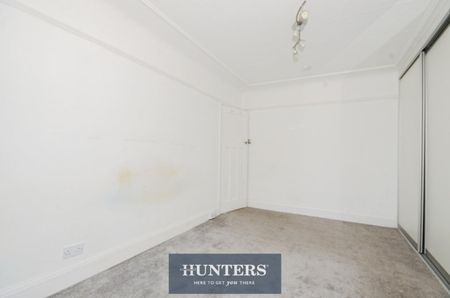 4 bedroom House To Let - Photo 5