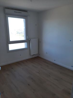 location Appartement T4 DE 78.82m² À LENS - Photo 1