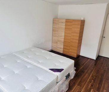 Room in a Shared House, King Street, E13 - Photo 2