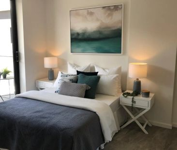 Modern two-bedroom apartment in a convenient Homebush location - Photo 3