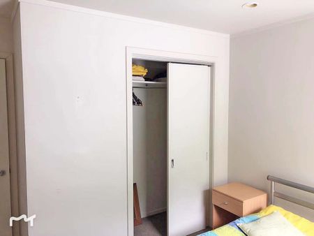 Heart of the City - 1 Bedroom fully furnished APT - Photo 4