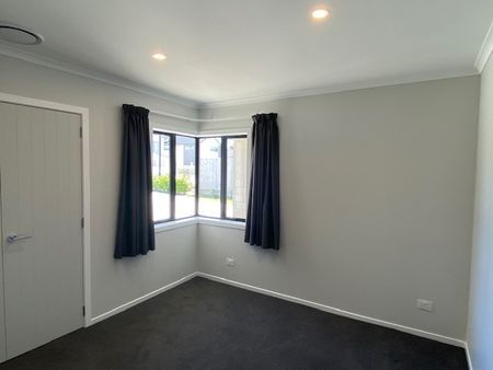 5 Rotorua Grove, Aotea - Photo 5