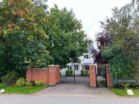 1 bedroom in a house share to rent - Photo 1