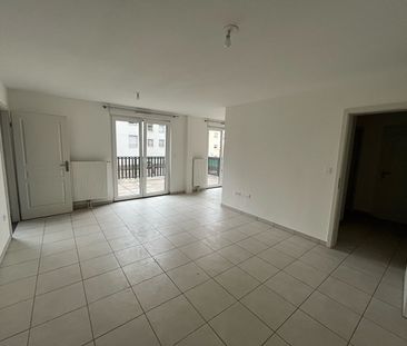 Location Appartement 4 pièces 75m² - Photo 6