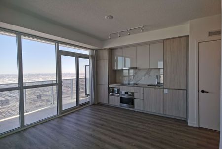 For Lease - 8 Interchange Way Unit# 5506, Vaughan, Ontario - Photo 2