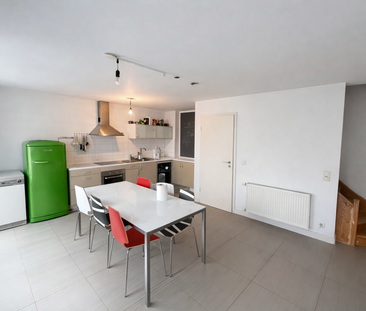 Triplex 1ch avec terrasse en arrière batiment à 1190 Forest  Loyer... - Photo 1