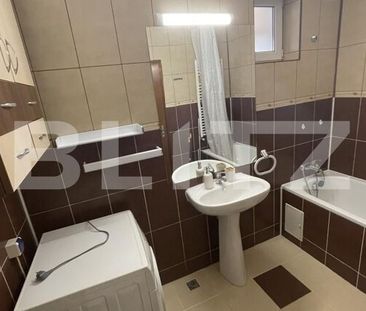 Apartament cu 2 camere, 50 mp, decomandat, zona Piata 1 Mai - Photo 5