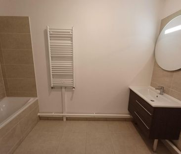 location Appartement T3 DE 63.76m² À MAISONS ALFORT - Photo 3