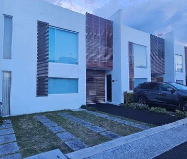 Casa en renta amueblada en Privada en Santa Fe Juriquilla Queretaro - Photo 2