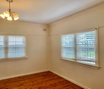 Walk to Shops & Primary School - Photo 4