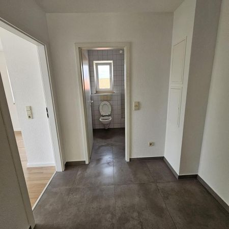 Helle und attraktive 3-Zimmer-Wohnung in Frankenberg/Dittersbach - Photo 4