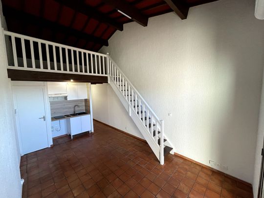 À louer - Carro Studio + mezzanine avec terrasse, aperçu mer et garage, - Photo 1