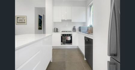 Wahroonga Townhouse available for rent!! - Photo 5