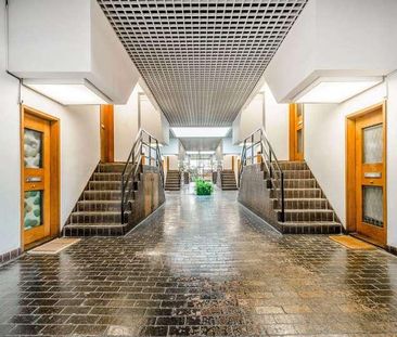 Park Village East, Regent's, NW1 - Photo 1