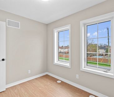 For Lease - 24 Amulet Way, Whitby, Ontario - Photo 4