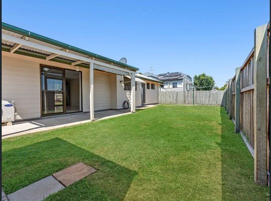 21 Jackes Street, 4305, Eastern Heights Qld - Photo 1