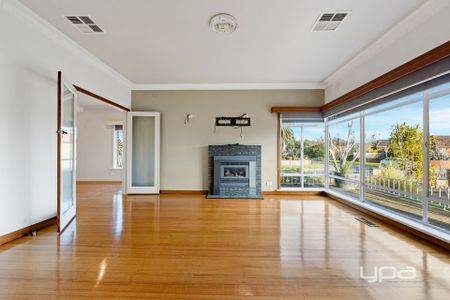 Four Bedroom Home - Photo 5