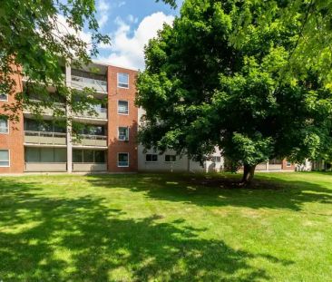 Terrace Towers Apartments - PARKING SPACE, HEAT & WATER INCLUDED | ... - Photo 1