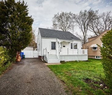 For Lease - 64 Cedar Street, Ajax, Ontario - Photo 1