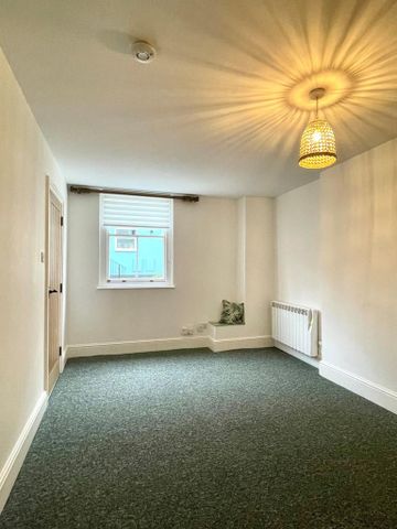 1 bedroom ground floor maisonette to rent - Photo 3