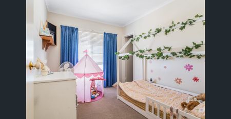 Perfectly Positioned Two-Bedroom Unit - Photo 3