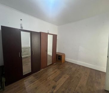 2 bed Apartment for Rent - Photo 5