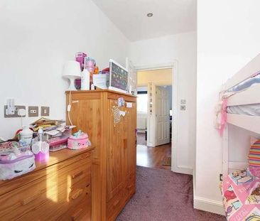 Norbury Crescent, Norbury, SW16 - Photo 4