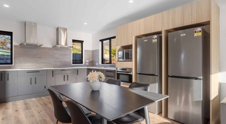 Shared Living - Photo 4