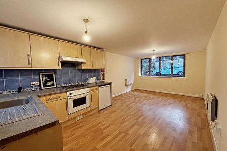 1 bedroom flat to rent - Photo 3