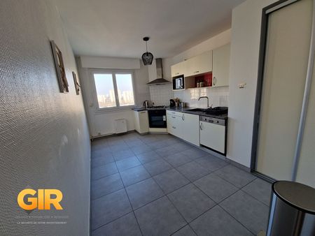 Location Appartement 1 pièce 111m² RENNES 35000 - Photo 4
