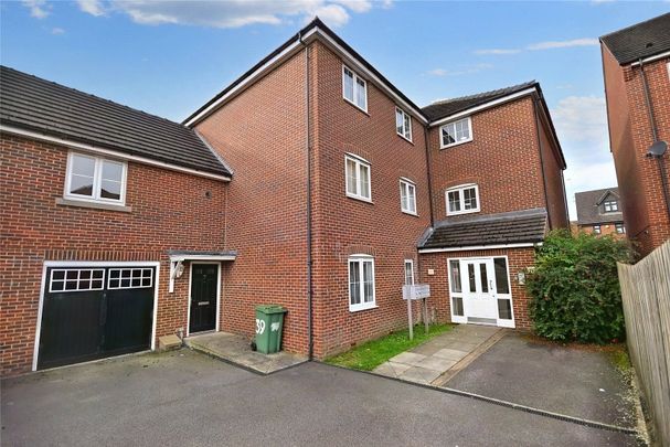 45, Fenton Place, Middleton, Leeds, West Yorkshire, LS10 4FH - Photo 1