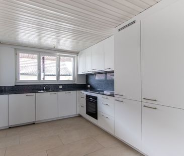 Charmante 3-Zimmer-Altbauwohnung im ruhigen Merlach – sofort verfügbar - Foto 2