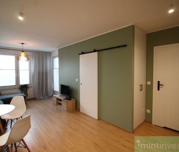 2 pokoje z balkonem i miejscem parkingowym - Photo 1