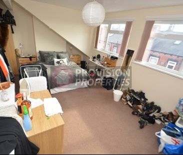 2 Bedroom Houses Flats in Hyde Park - Photo 3