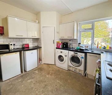 Marlborough Road, Cardiff, CF23 - Photo 4