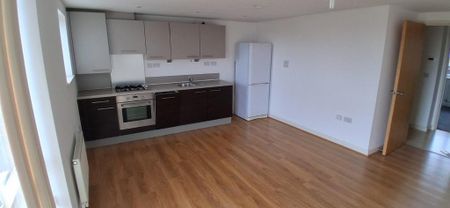 1 bedroom flat to rent - Photo 2