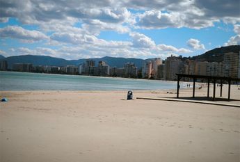Piso de alquiler en Carrer de la Serra Gelada, 8, Racó