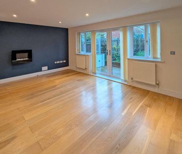 3 bedroom semi-detached house to rent - Photo 2