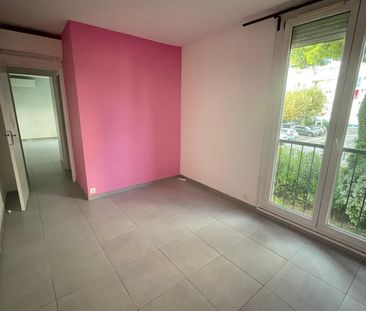 Location Appartement 3 pièces 60m² MARIGNANE 13700 - Photo 6
