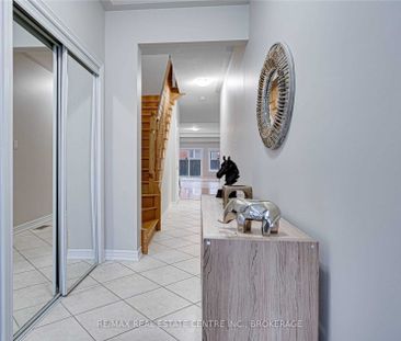 For Lease - 100 Crumlin Crescent Unit# upper, Brampton, Ontario - Photo 5