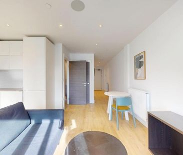 Studio to rent - Photo 2