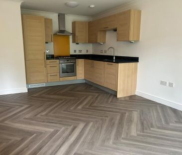 2 bedroom flat to rent - Photo 4